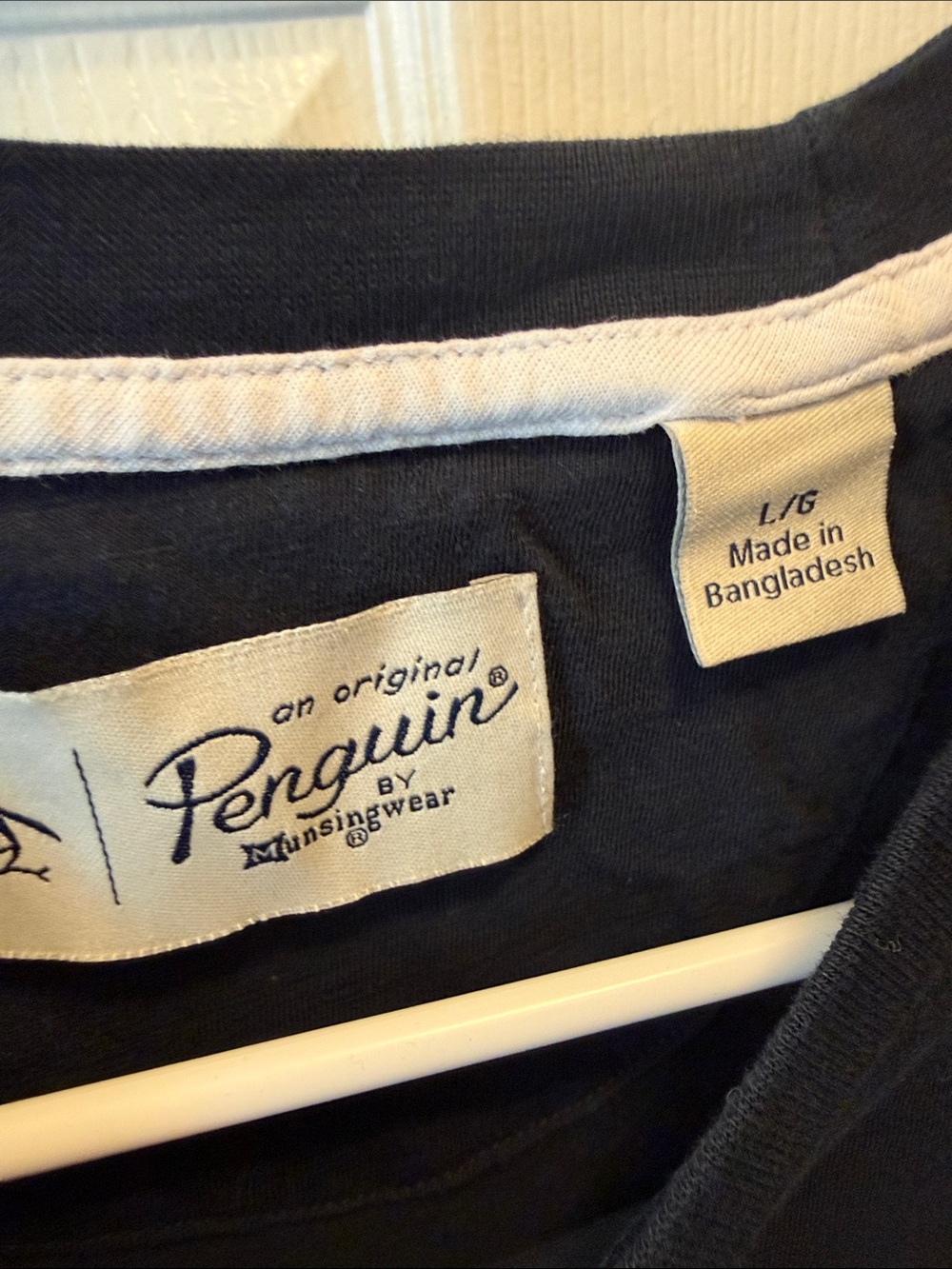 Original Penguin Navy Tee with Off-White Stripe and Pocket - Picture 2 of 4